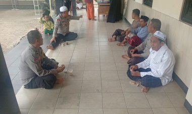 Shalat Jumat Keliling Jadi Upaya Preventif Polsek Mancak Tangkal Kriminalitas