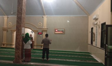 Kapolres Cilegon Dorong Polisi Dekat dengan Umat Lewat Shalat Subuh Keliling