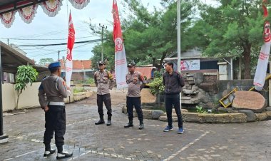 Penjagaan Mapolsek Puloampel Wujud Profesionalisme Personel