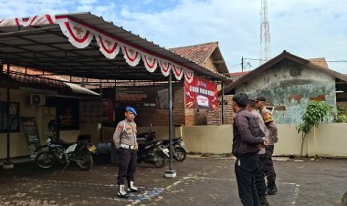 Personel Polsek Puloampel Tegak Disiplin Jaga Keamanan Markas