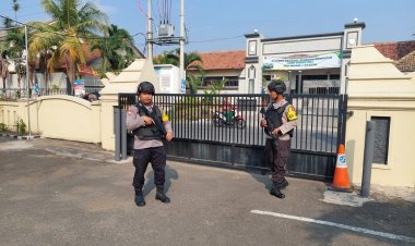 Personel Polsek Cilegon Tingkatkan Disiplin dalam Sispam Mako