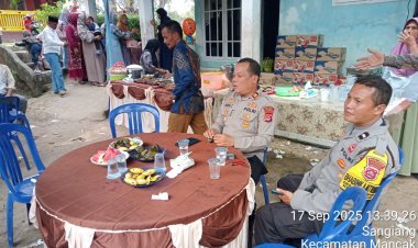 Bhabinkamtibmas Mancak Bangun Komunikasi Positif dengan Warga Desa