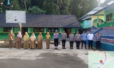 Program Commander Wish, Polsek Mancak Dekatkan Polisi dengan Dunia Pendidikan