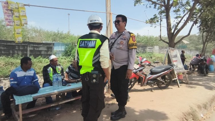 Personel Polsek Ciwandan Ajak Security Tingkatkan Kewaspadaan Kamtibmas
