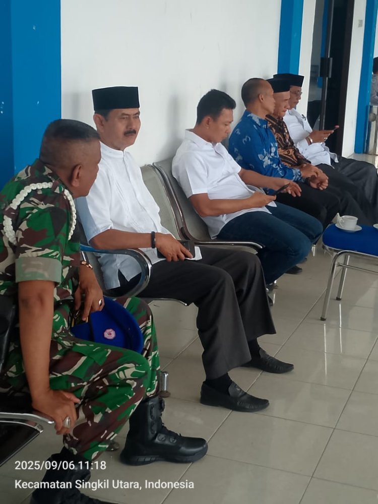 Forkopimda Aceh Singkil Tunggu Kedatangan Gubernur Aceh di Bandara Syekh Hamzah Fansuri