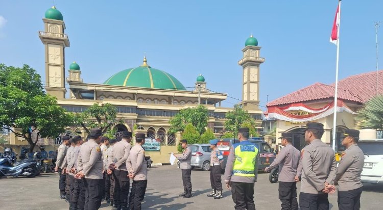 Polsek Anyar Gelar Apel Pasukan di Mako Hadapi Liburan