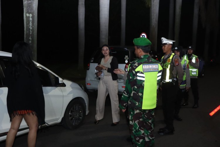 Polres Cilegon Hadirkan Rasa Aman Lewat Patroli Skala Besar Malam Minggu