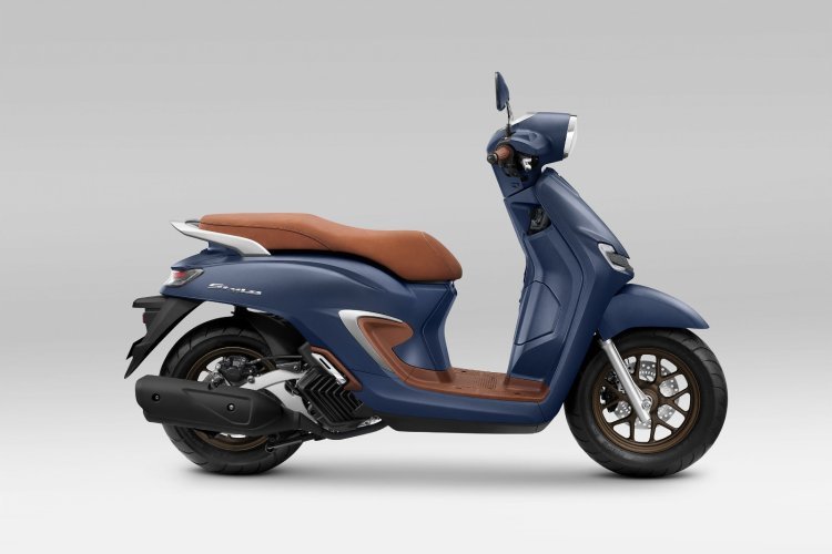 Hadir dengan Warna Baru, New Honda Stylo 160 Makin Elegan dan Bertenaga