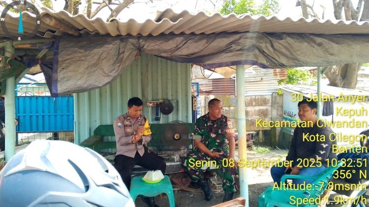 Bhabinkamtibmas dan Babinsa Kompak Sambang Warga di Ciwandan