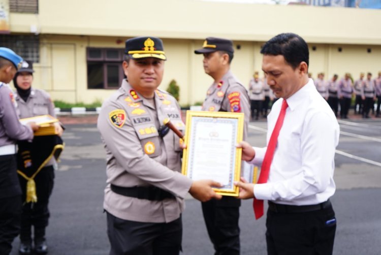 Polres Cilegon Apresiasi Kinerja Personel Cepat Tanggap Laporan Warga
