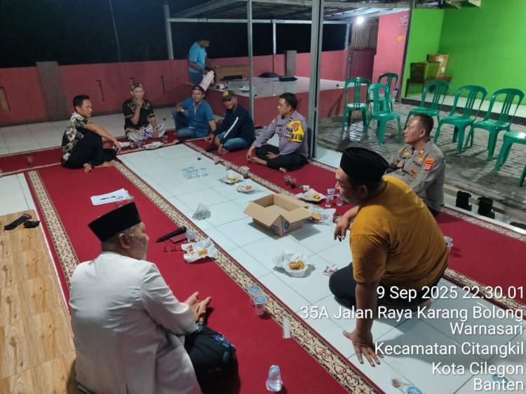 Jalin Kedekatan, Bhabinkamtibmas Rutin Hadiri Pengajian Warga Ciwandan