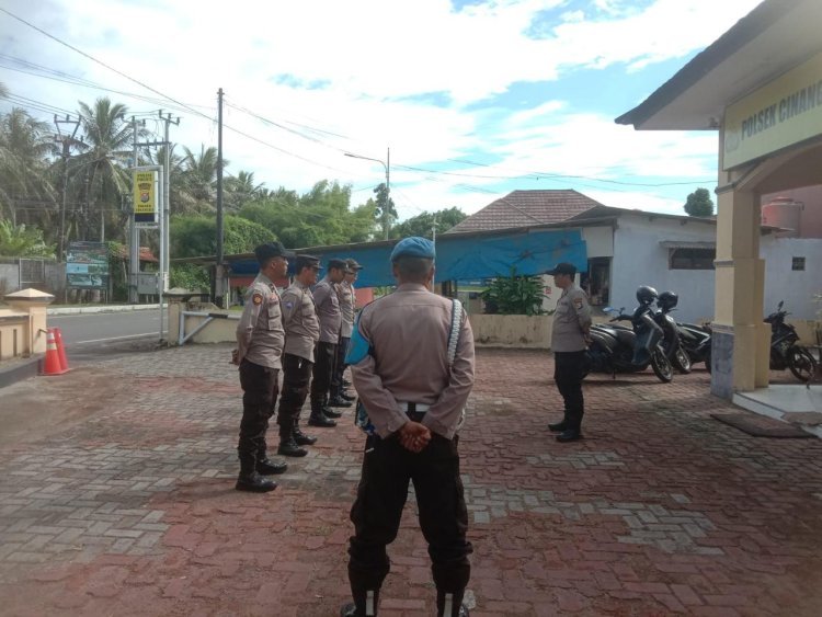 Polisi Cinangka Siaga, Setiap Tamu Wajib Melalui Pemeriksaan