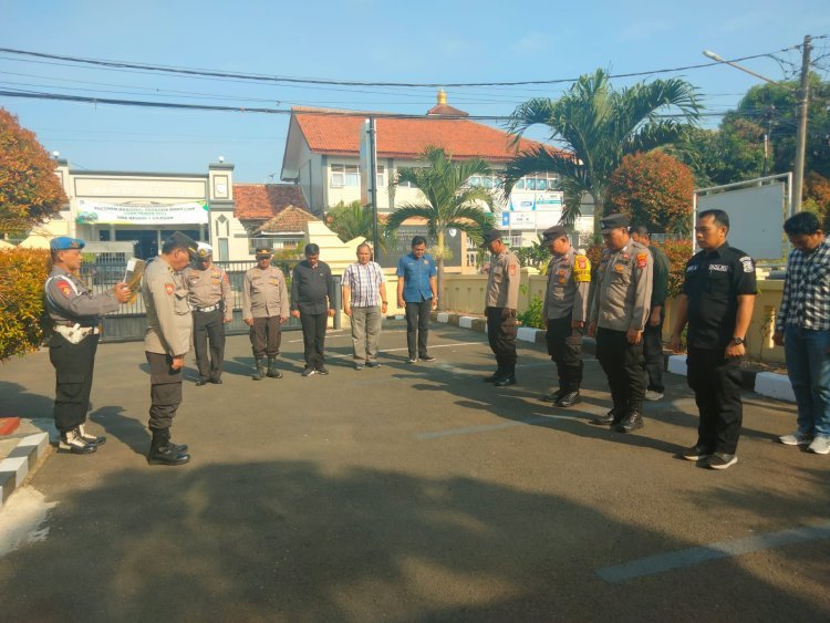 Polsek Cilegon Tekankan Standar Pelayanan Prima Saat Apel Pagi