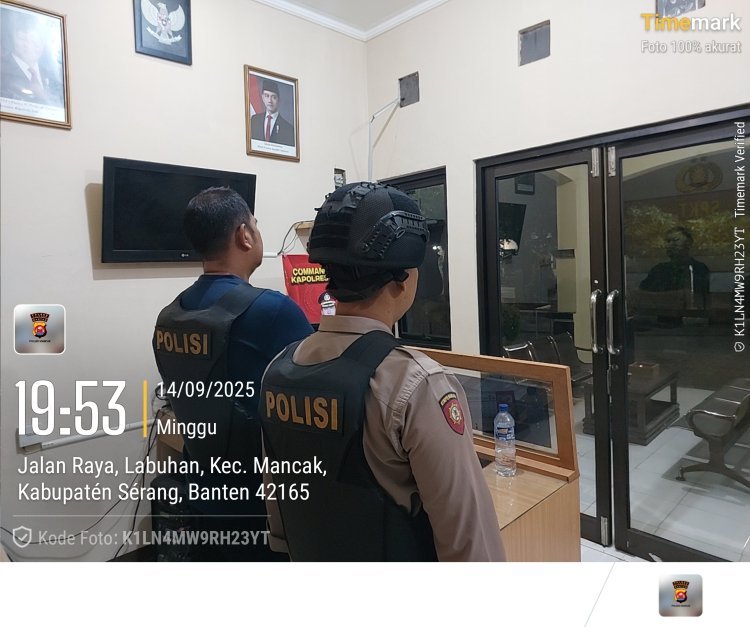Malam Hari, Polsek Mancak Gelar Sispam Mako untuk Keamanan Presisi