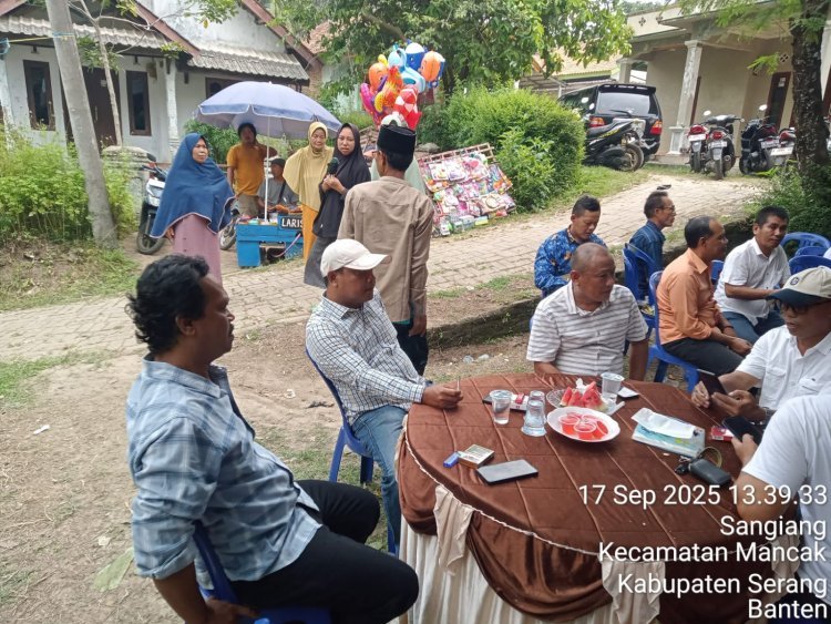 Jaga Kedamaian Desa, Bhabinkamtibmas Mancak Gandeng Tokoh Masyarakat