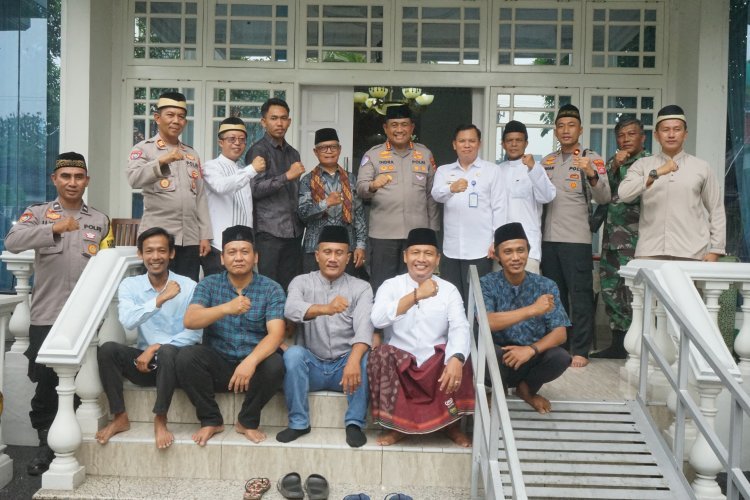 Dari Shalat Jumat Keliling ke Jumat Curhat, Polri Hadir di Tengah Warga