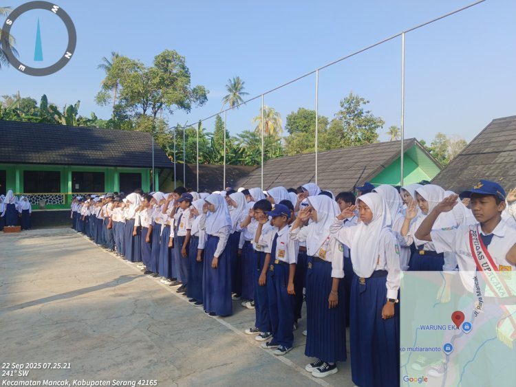 Program Commander Wish, Kapolsek Mancak Ajak Siswa SMPN 2 Mancak Hindari Narkoba