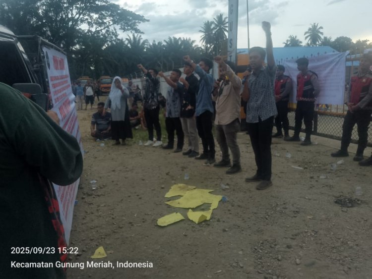 Polres dan Kodim 0109 Aceh Singkil Kawal Demo di PT Socfindo Secara Persuasif dan Humanis