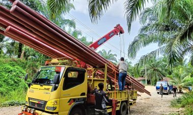 Desa Guha Akhirnya Teraliri Listrik, Warga Sambut Haru Usai Penantian Panjang