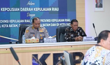 POLDA KEPRI RESMIKAN KERJA SAMA STRATEGIS TAHUN 2025: WUJUDKAN REKRUTMEN BERSIH DAN HUMANIS