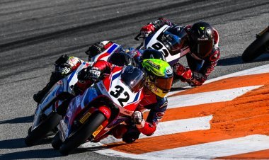 Musim 2025 Ditutup Manis, Veda dan Ramadhipa Ukir Sejarah di JuniorGP dan ETC