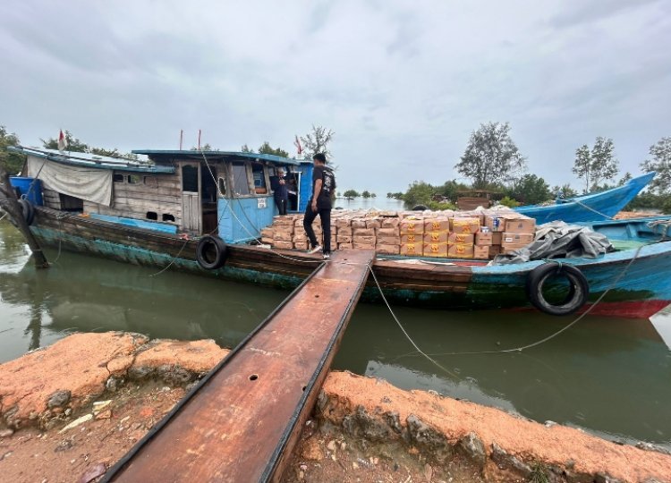 Sinergi Aparat Batam Berhasil Amankan Barang Diduga Ilegal di Pelabuhan Tanjung Sengkuang