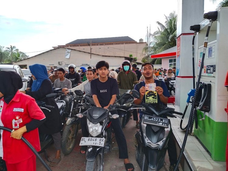 BBM Jadi Polemik di Aceh Singkil, Pro-Kontra Tak Terhindarkan: “Semua Jadi Korban”