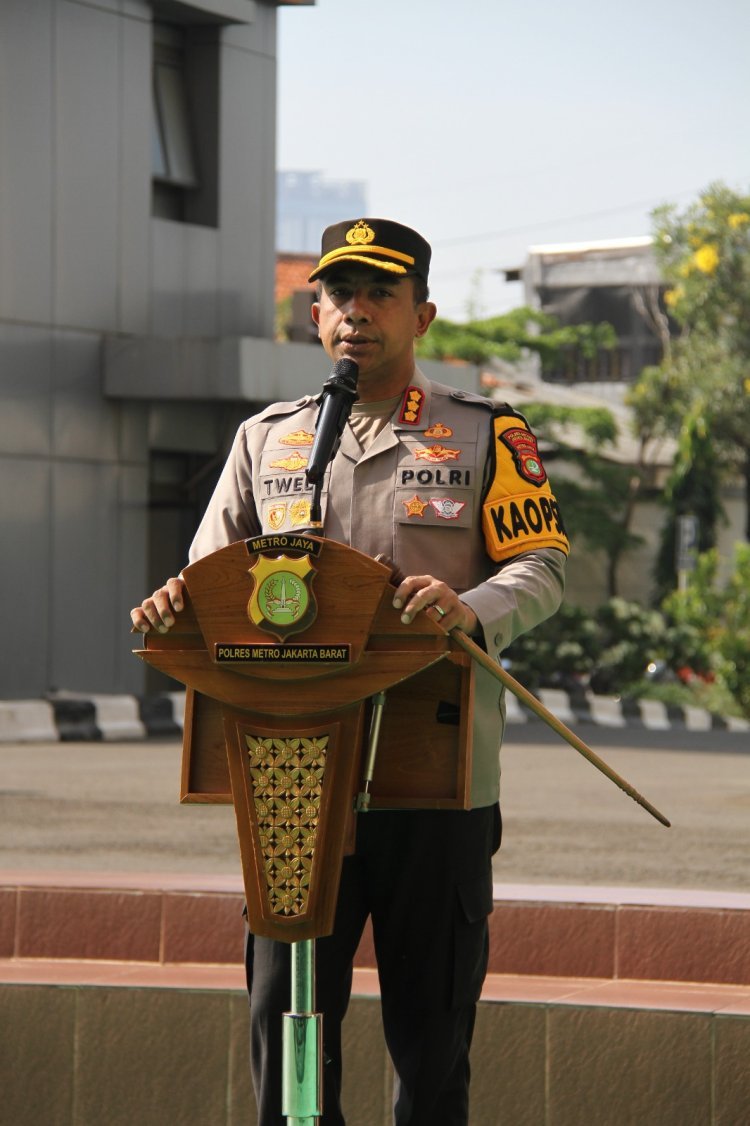 Tips Aman Rayakan Malam Tahun Baru, Polisi Imbau Warga Tetap Tertib