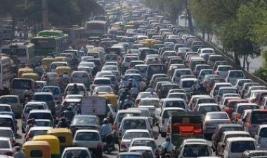 Jakarta Kembali Macet Parah Usai Libur Nataru, Aktivitas Warga Terganggu