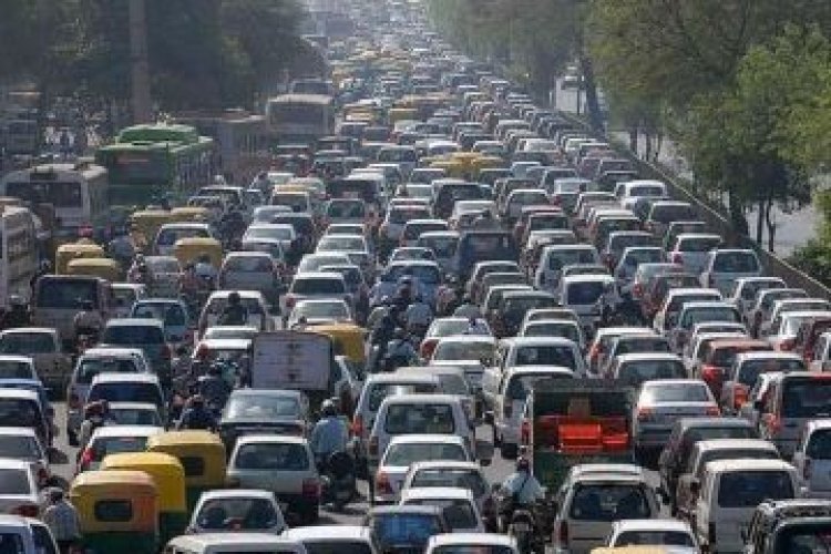 Jakarta Kembali Macet Parah Usai Libur Nataru, Aktivitas Warga Terganggu
