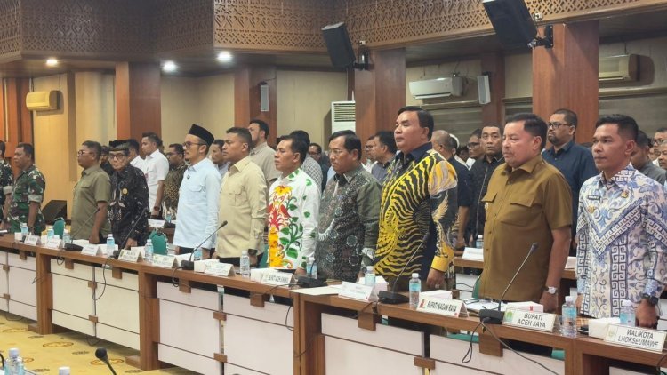 Bupati Aceh Singkil Hadiri Rakor dan Konsolidasi Penanganan Pascabanjir di Kantor Gubernur Aceh