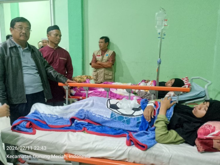 Diduga Korwil MBG Aceh Singkil Lalai, 33 Santri Keracunan; Bupati Safriadi Oyon Sidak Jelang Tengah Malam