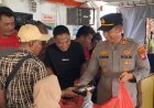 Polisi dan IJTI Kepri Bagikan 500 Nasi Kotak untuk Pemudik di Pelabuhan Punggur Batam