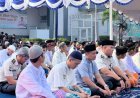 AIR MATA BAHAGIA DI HARI RAYA: SHOLAT IDUL FITRI DI RUTAN BATAM BERLANGSUNG KHIDMAT DAN PENUH HARU