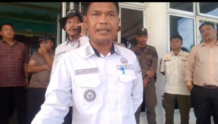 Diduga DPRK “Permainkan” Kepala Daerah, Paripurna APBK 2026 Aceh Singkil Molor dan Berujung Ricuh