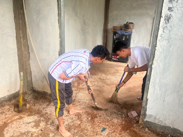 Rutan Batam dan UPT Pemasyarakatan Kompak Bersihkan Masjid Syahrom Ba’dawi