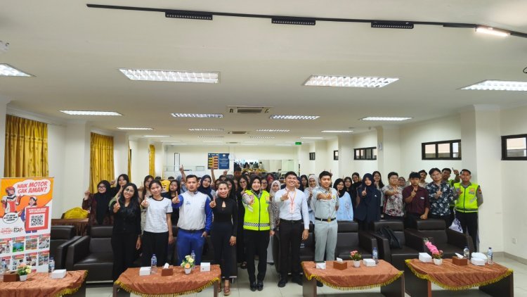 Zen on Wheels: Edukasi Safety Riding Bernuansa Mindfulness di Momentum Hari Kartini