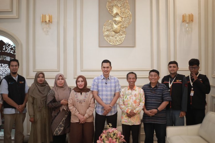 Sekda Aceh Terima Tim Pendataan Sensus Ekonomi 2026 di Kediaman Resmi