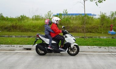 Capella Honda Kepri Edukasi Orang Tua Lewat Kampanye #Cari_Aman, Ingatkan Bahaya Membonceng Anak di Bagian Depan Sepeda Motor