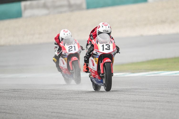 Pebalap Muda Astra Honda Persembahkan Double Podium di IHTTC 2026 Sepang