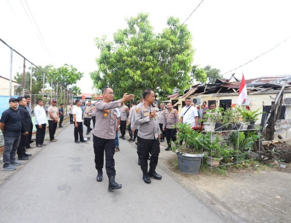 Kapolda Aceh Tinjau Kerusakan Rumah Dinas Aspol Lamteumen I Akibat Angin Kencang
